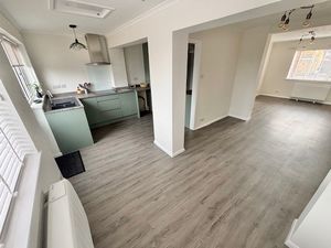 Photo 13- click for photo gallery